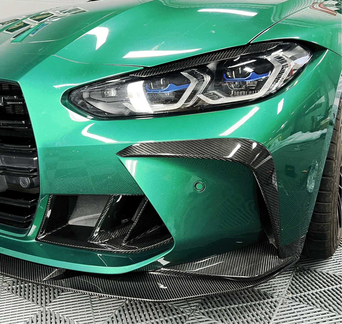 BMW M3/M4 G80/G81/G82/G83 Carbon Front Bumper Trims