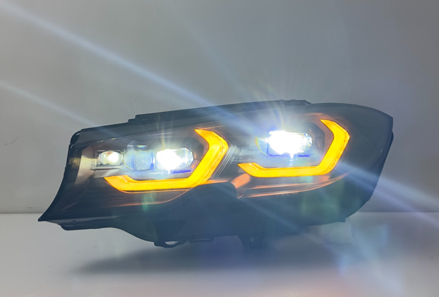 BMW G20 Dual-Color DRL Headlights