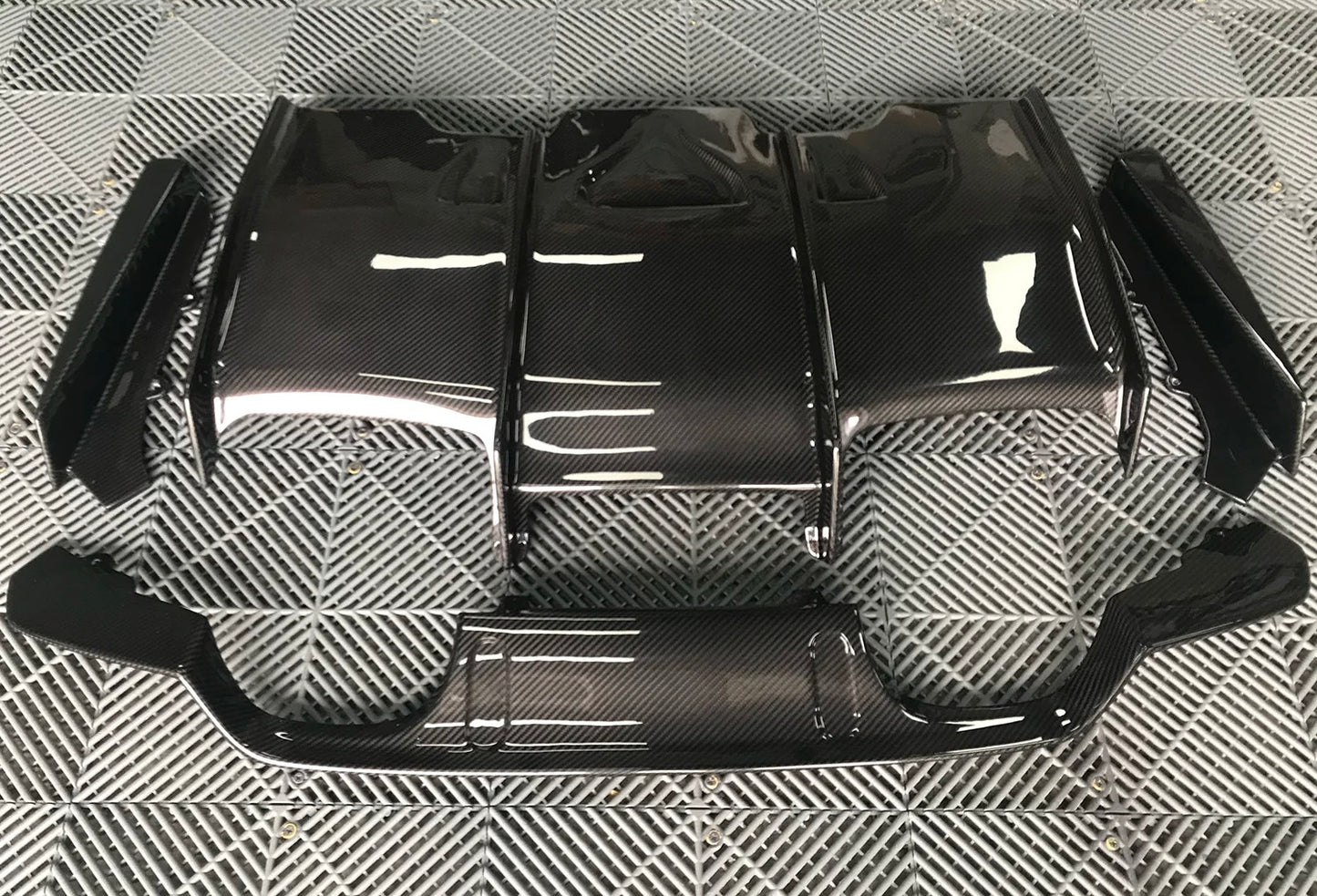 BMW M3/M4 F80/F82/F83 Carbonfaser-PSM-Diffusor