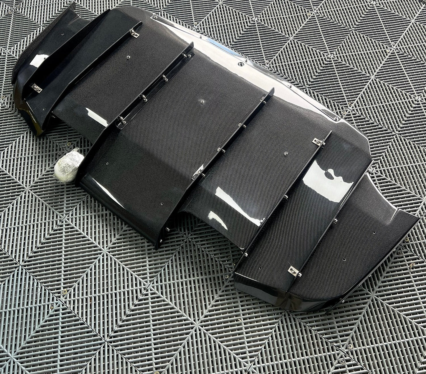 BMW M3/M4 F80/F82/F83 Carbon Fiber Varis Protect Board