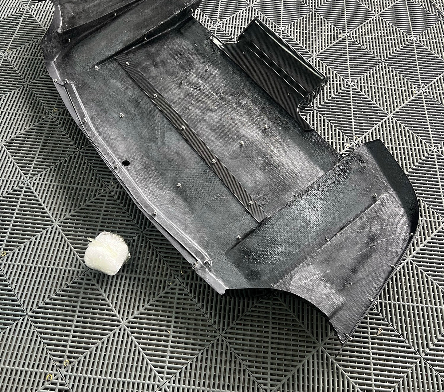 BMW M3/M4 F80/F82/F83 Carbon Fiber Varis Protect Board