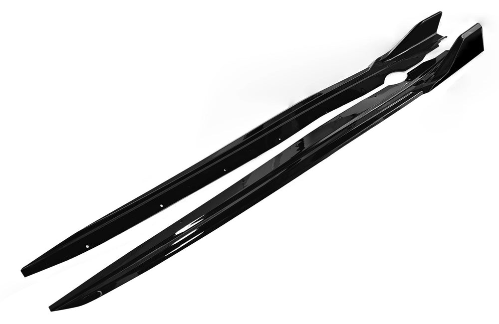 BMW X1 U11 M Sport MP Style Gloss Black Side Skirts, schuin aanzicht