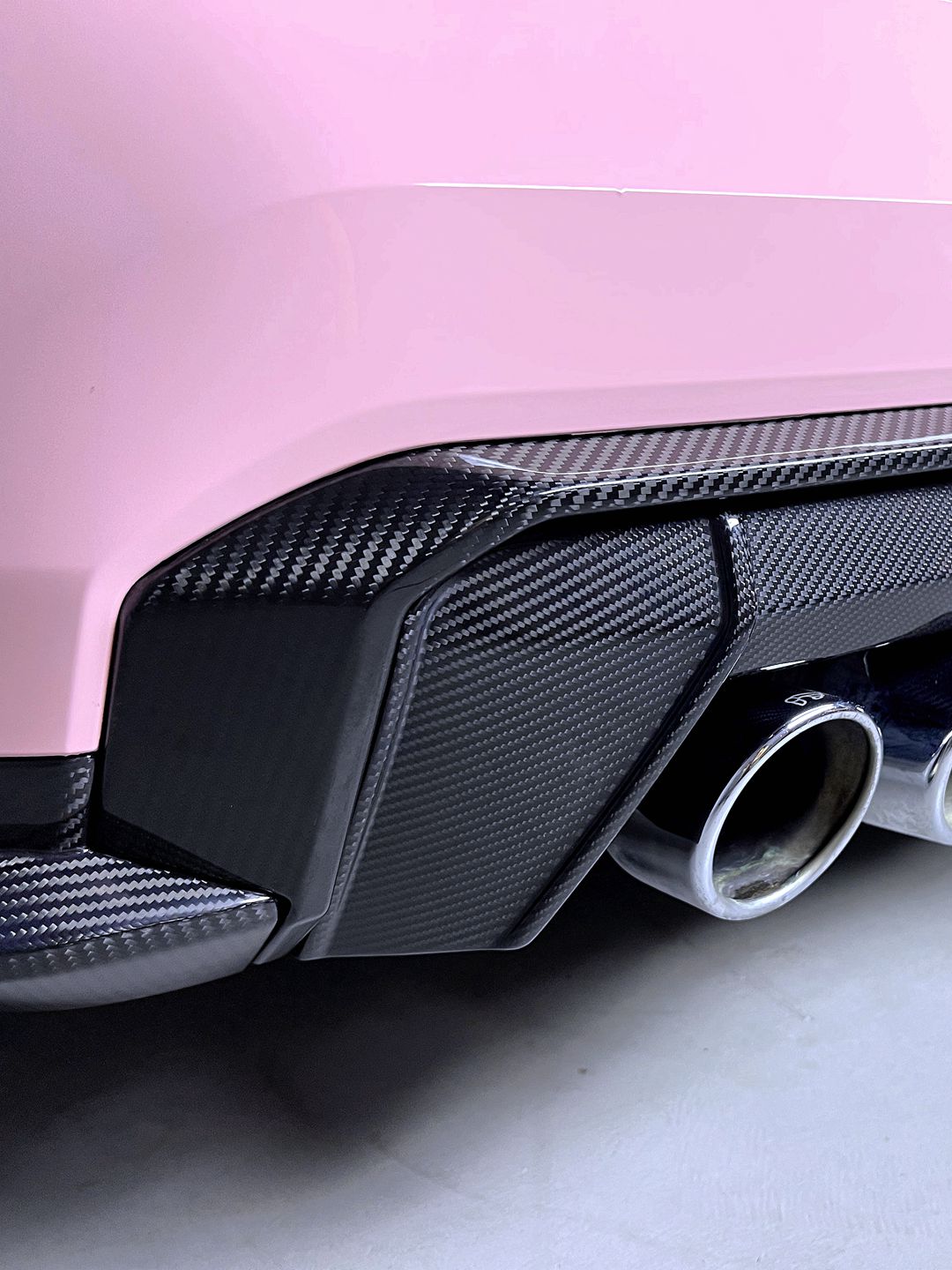 BMW M3/M4 G80/G81/G82/G83 Prepreg Carbon Diffuser Trim