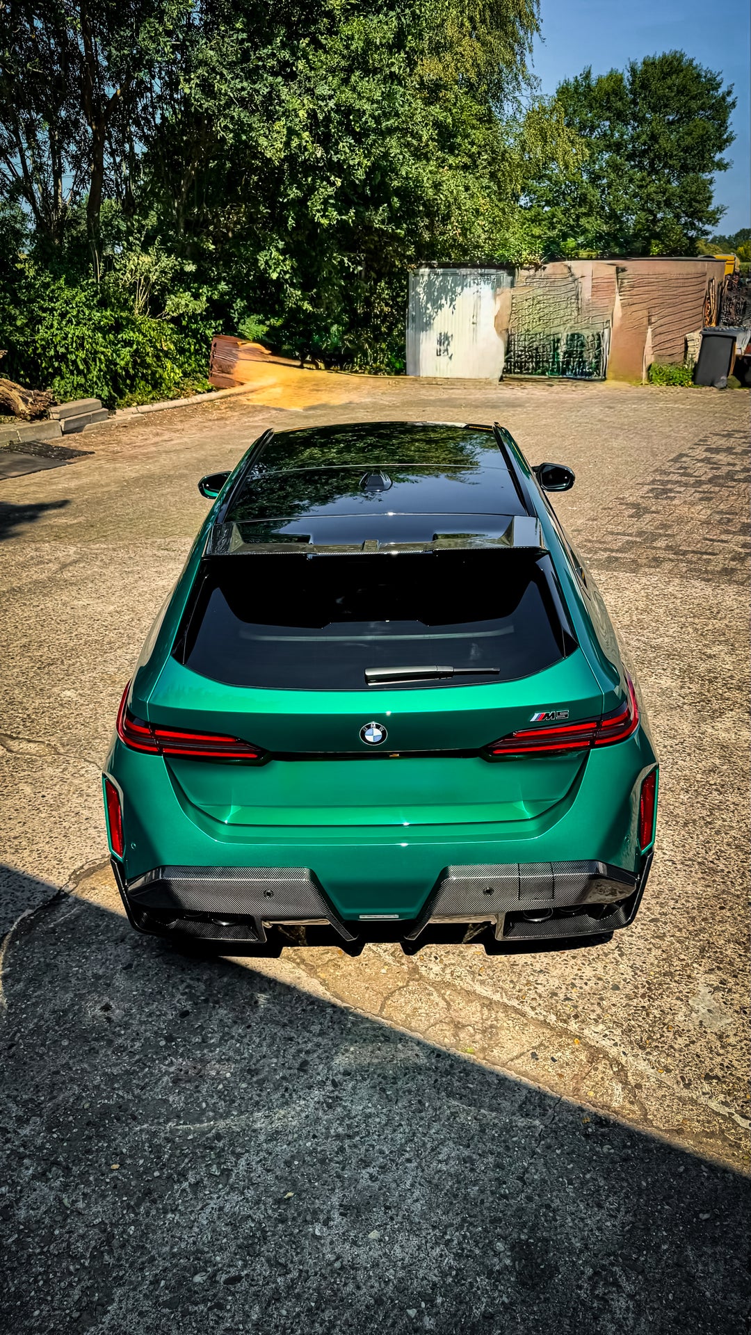 BMW M5 G90 | M5 G99 MP Style Carbon Side Skirts