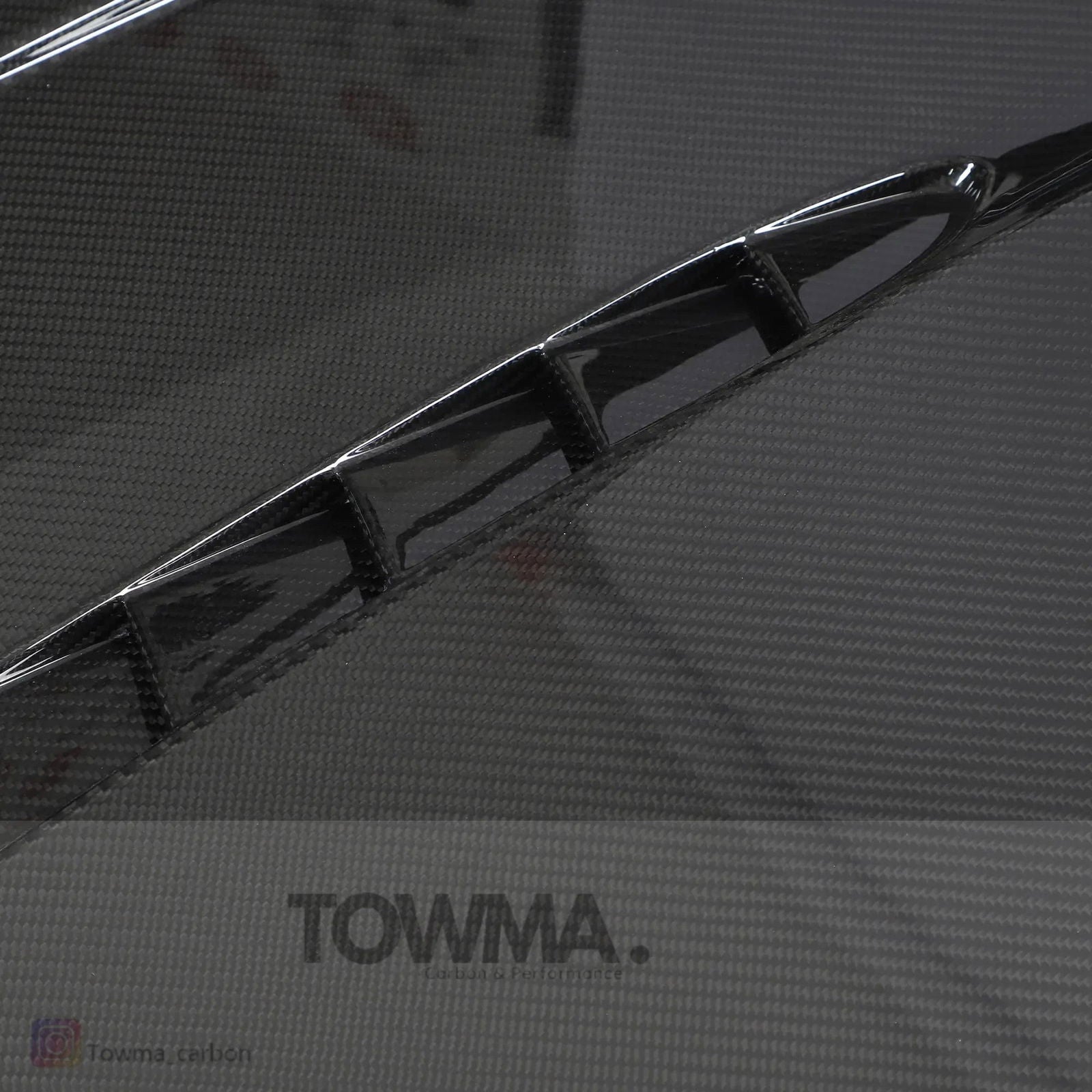 BMW M2 G87 Carbon motorkap - #towmaperformanceparts#