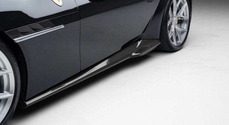Zijaanzicht Ferrari 12Cilindri Spider met Novitec carbon side panels