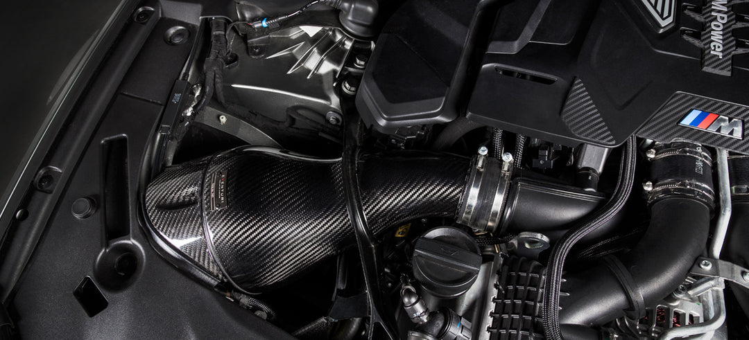 BMW F9X M5/M8 Black Carbon intake with shrouds
