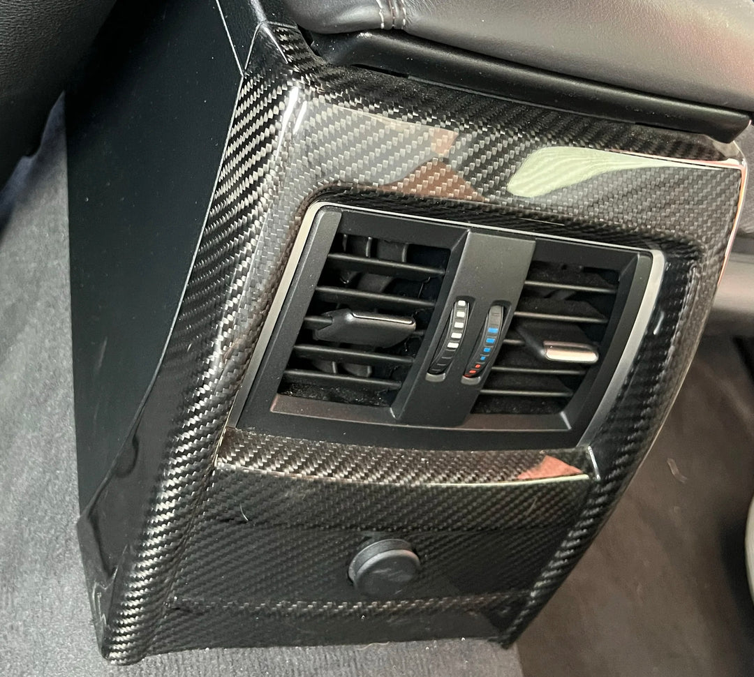 BMW M3/M4 F80/F82/F83 Carbon Fiber Rear Aircon cover