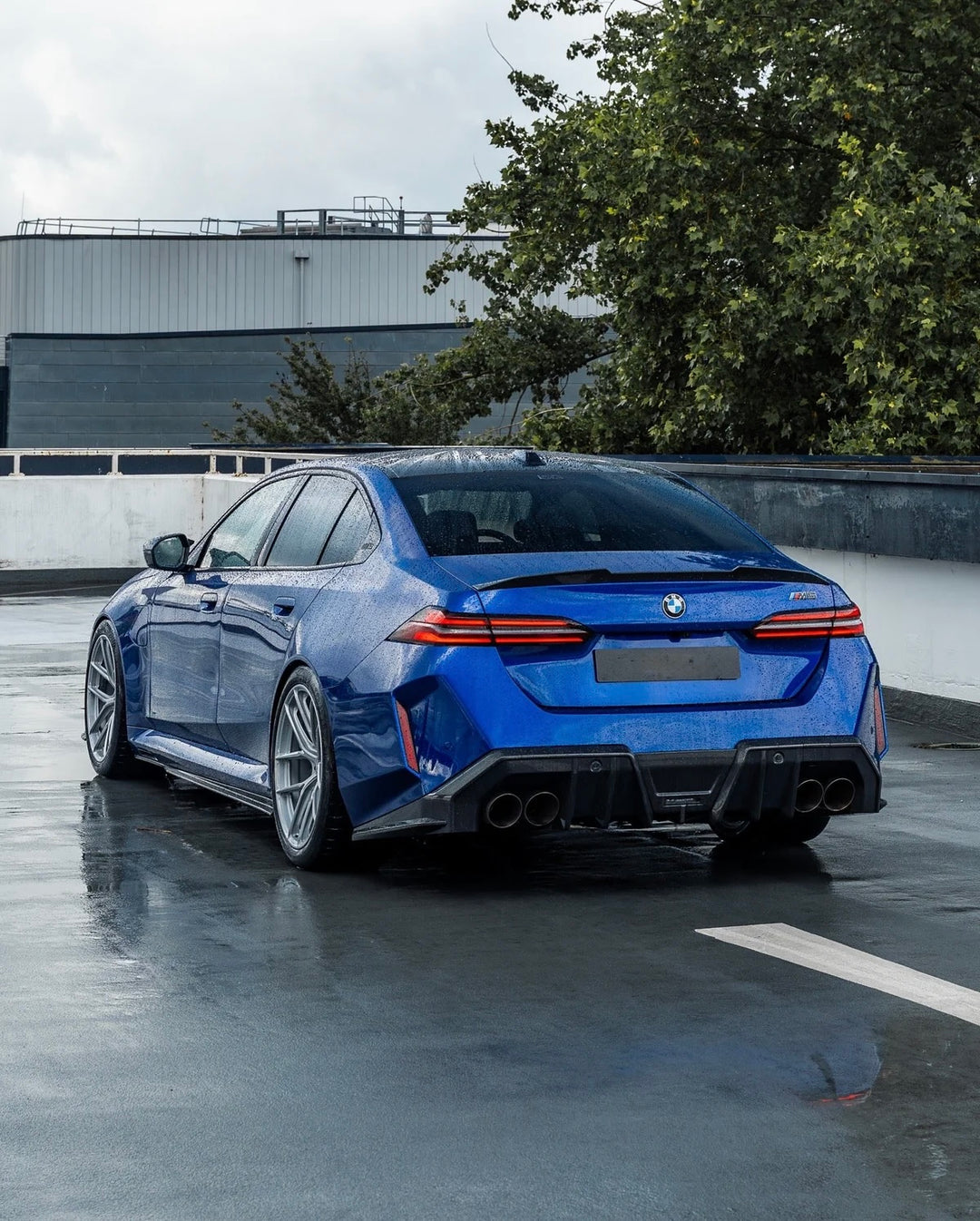 BMW M5 G90 Limousine TRE PR-1 Carbon-Bodykit