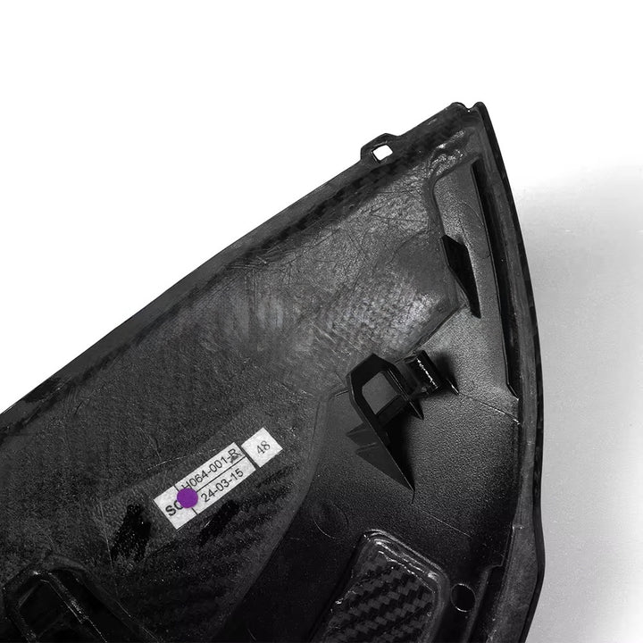 Audi RSQ8 / Lamborghini Urus Prepreg Carbon Fiber Mirror Caps