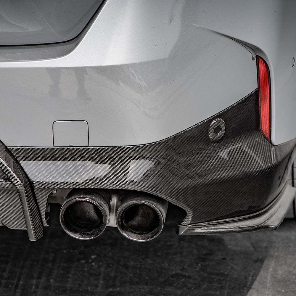 BMW 2er G42 Prepreg Carbon Seitendiffusor