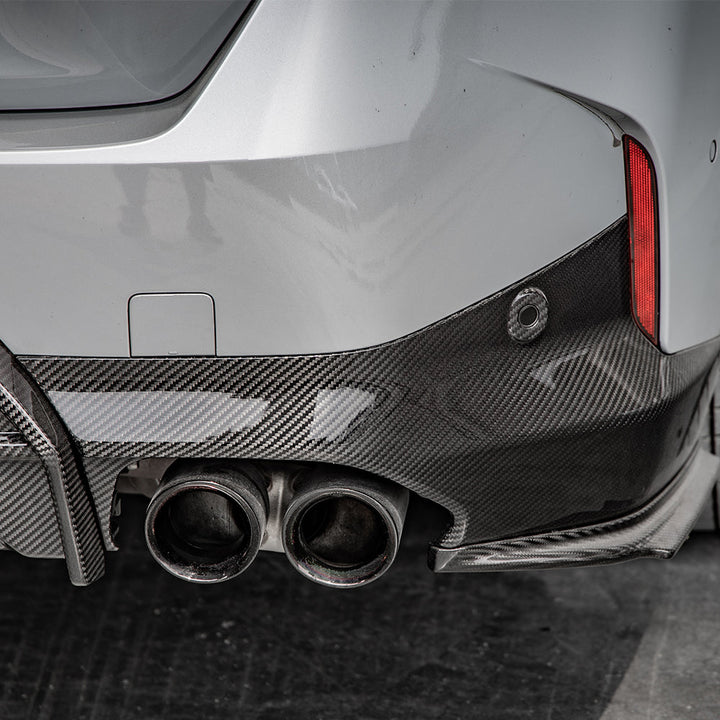 BMW 2er G42 Prepreg Carbon Seitendiffusor