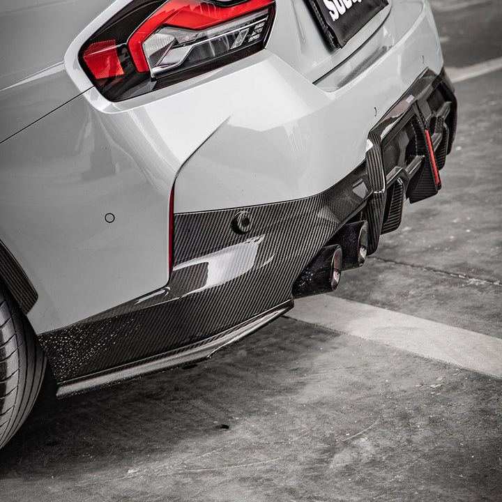BMW 2er G42 Prepreg Carbon Seitendiffusor