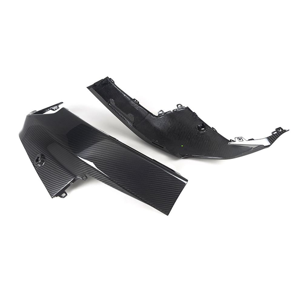 BMW 2er G42 Prepreg Carbon Seitendiffusor