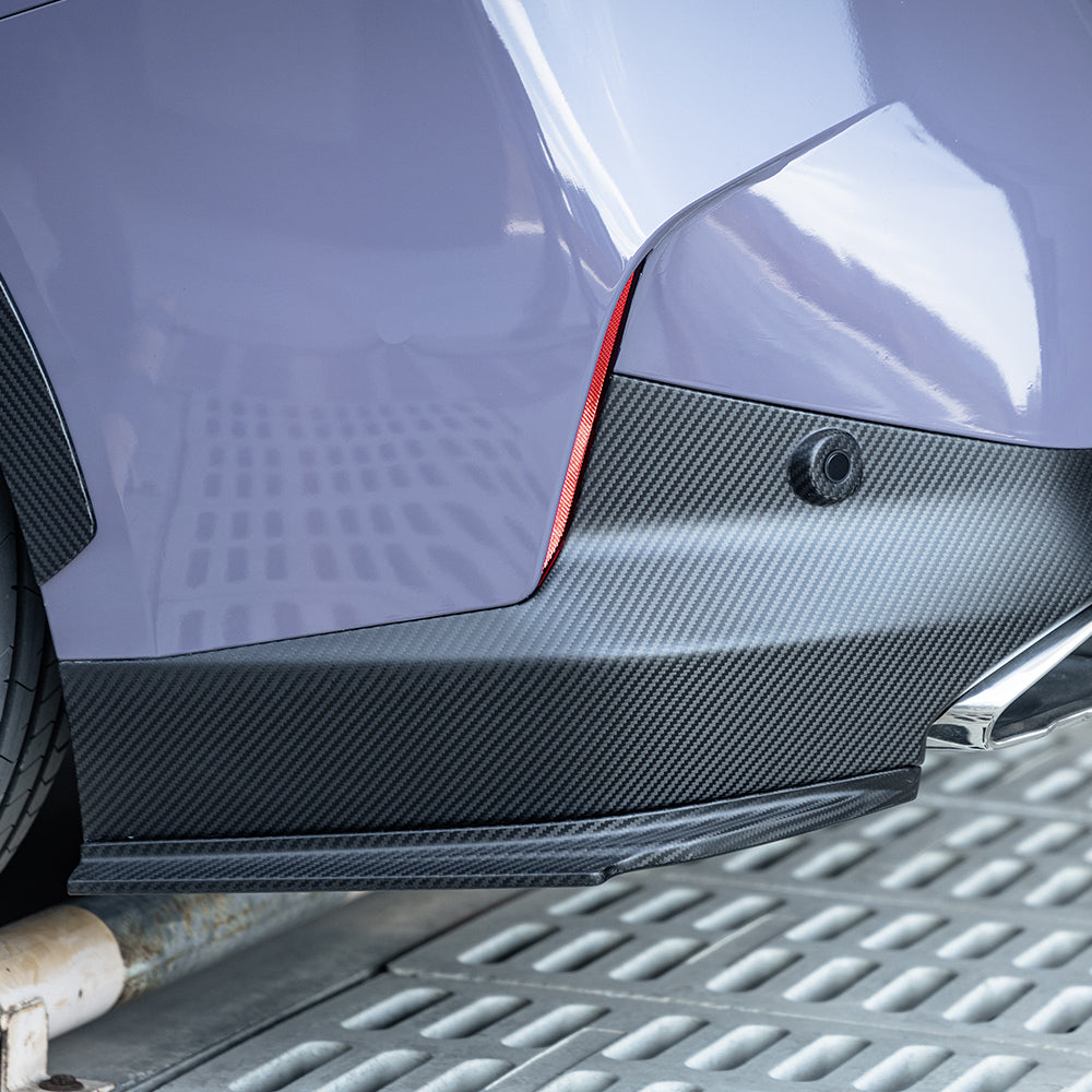 BMW 2er G42 Prepreg Carbon Seitendiffusor