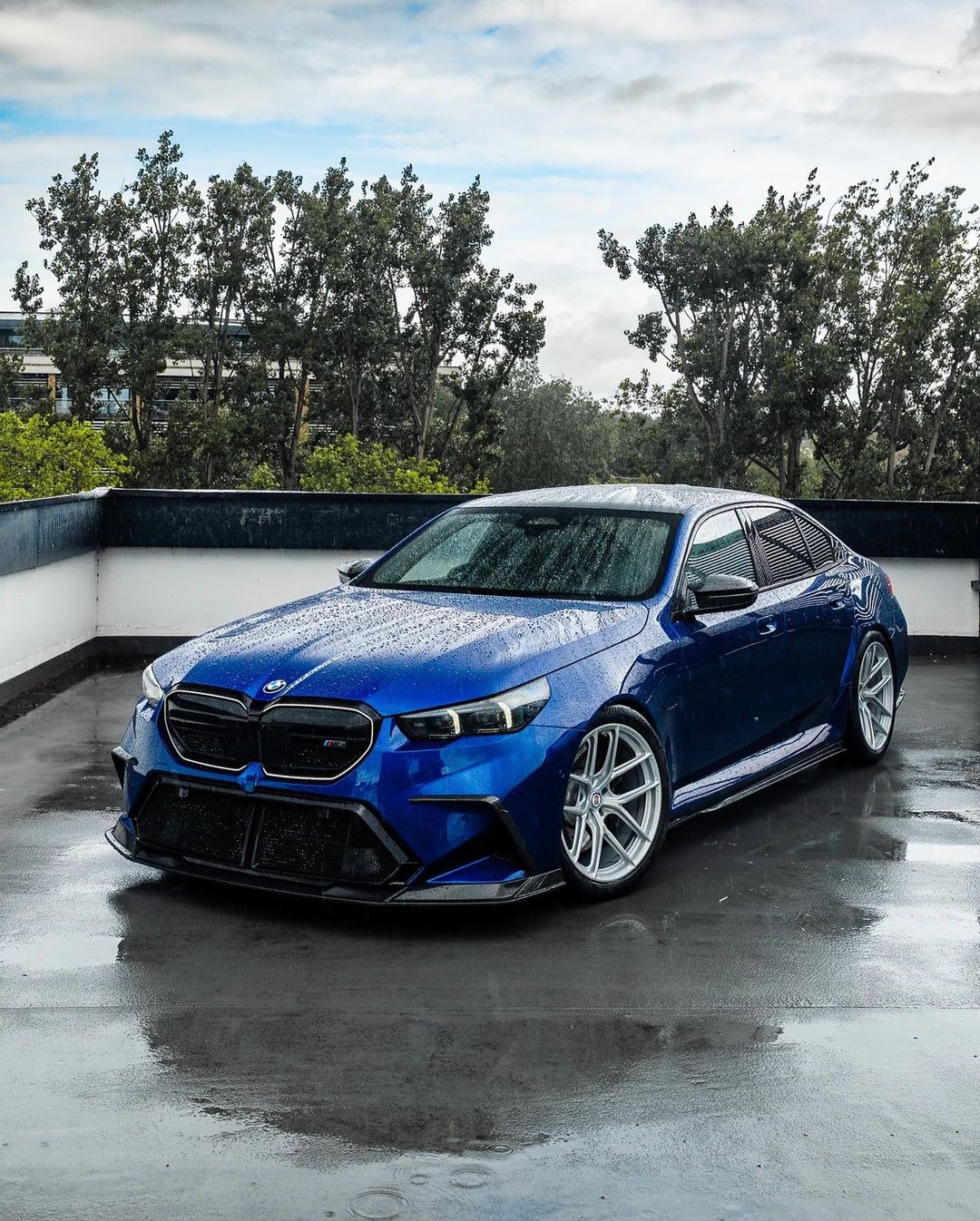 BMW M5 G90 Limousine TRE PR-1 Carbon-Bodykit