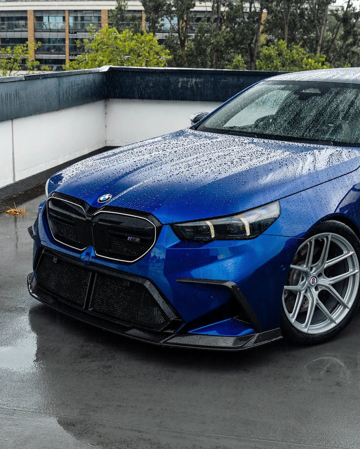 BMW M5 G90 Limousine TRE PR-1 Carbon-Bodykit
