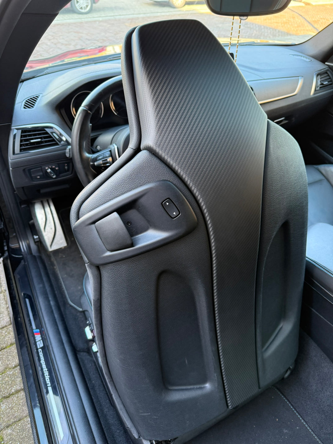 BMW M2/M3/M4 F80/F81/F82/F83/F87 Sitzlehnenbezug aus Kohlefaser