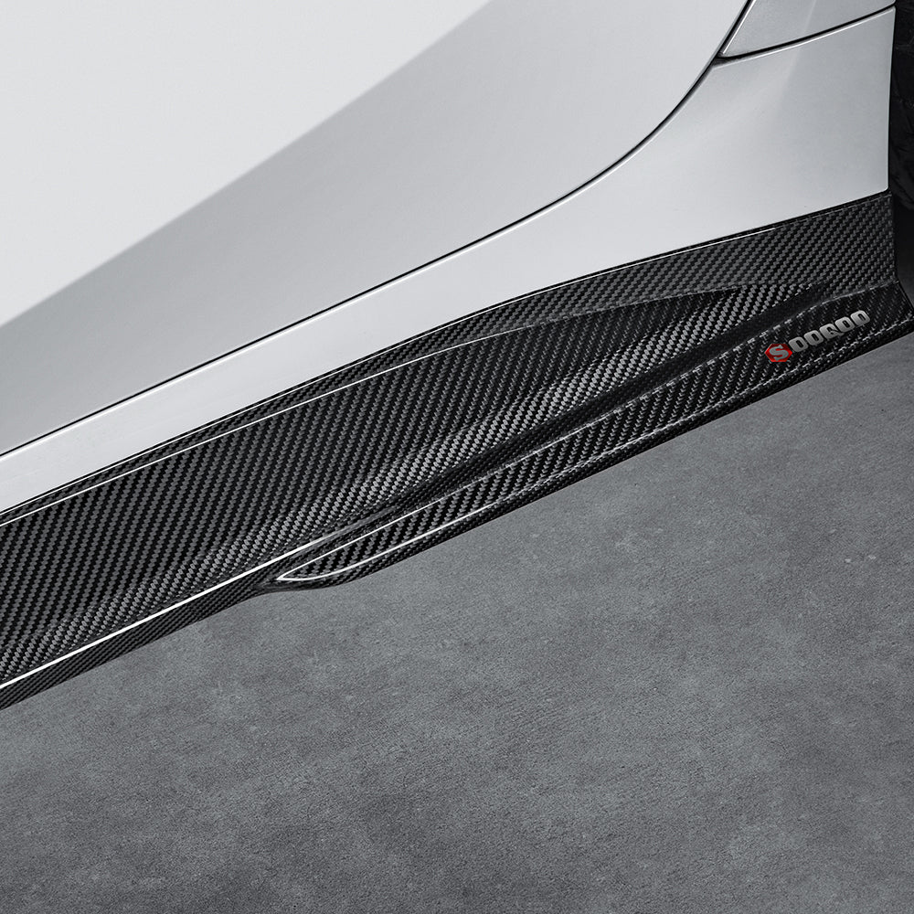 SooQoo M4 side skirts gemonteerd