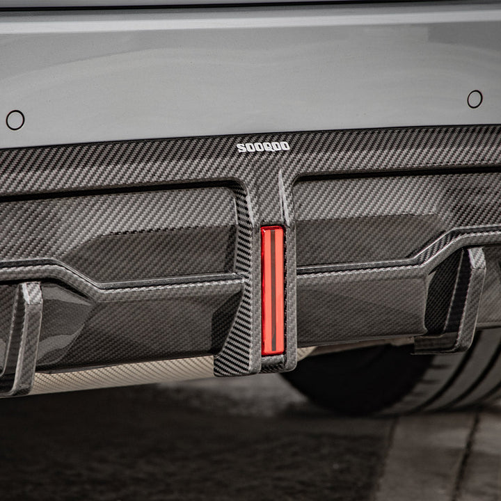 BMW 2er G42 Prepreg Carbon Fiber Heckdiffusor mit Bremslicht