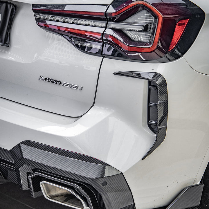TOWMA. - SooQoo BMW X3 G01 LCI Prepreg Carbon Fiber Rear Bumper Insert