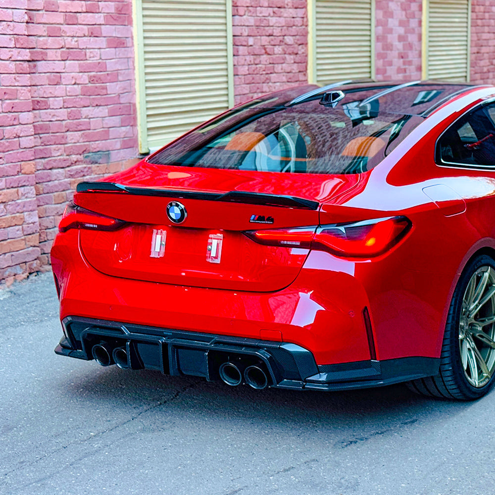 BMW M4 G83 carbon diffuser gemonteerd