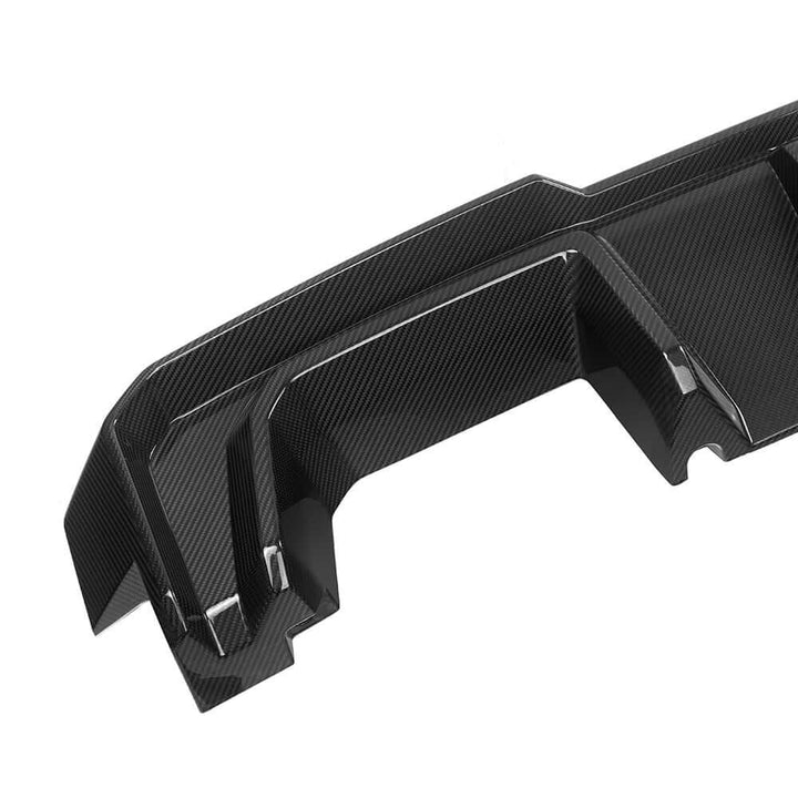 BMW M4 G82 V2 diffuser close-up