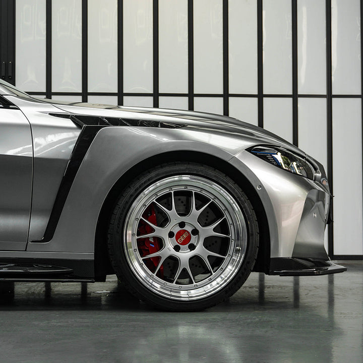 BMW M4 G82 fender primer close-up