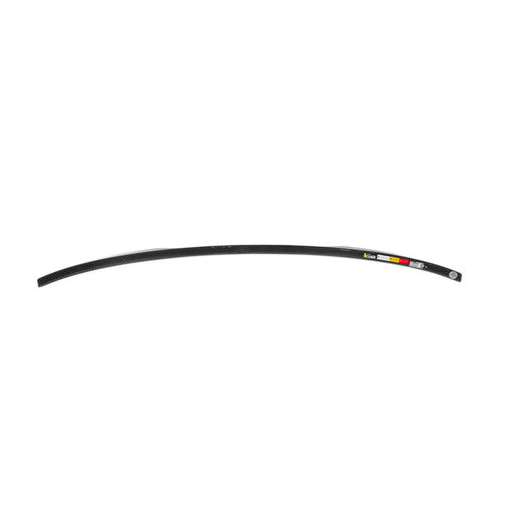 BMW X7 G07 met SOOQOO carbon rear spoiler