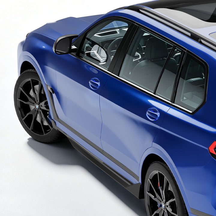 BMW X7 G07 carbon side skirts gemonteerd, zijaanzicht