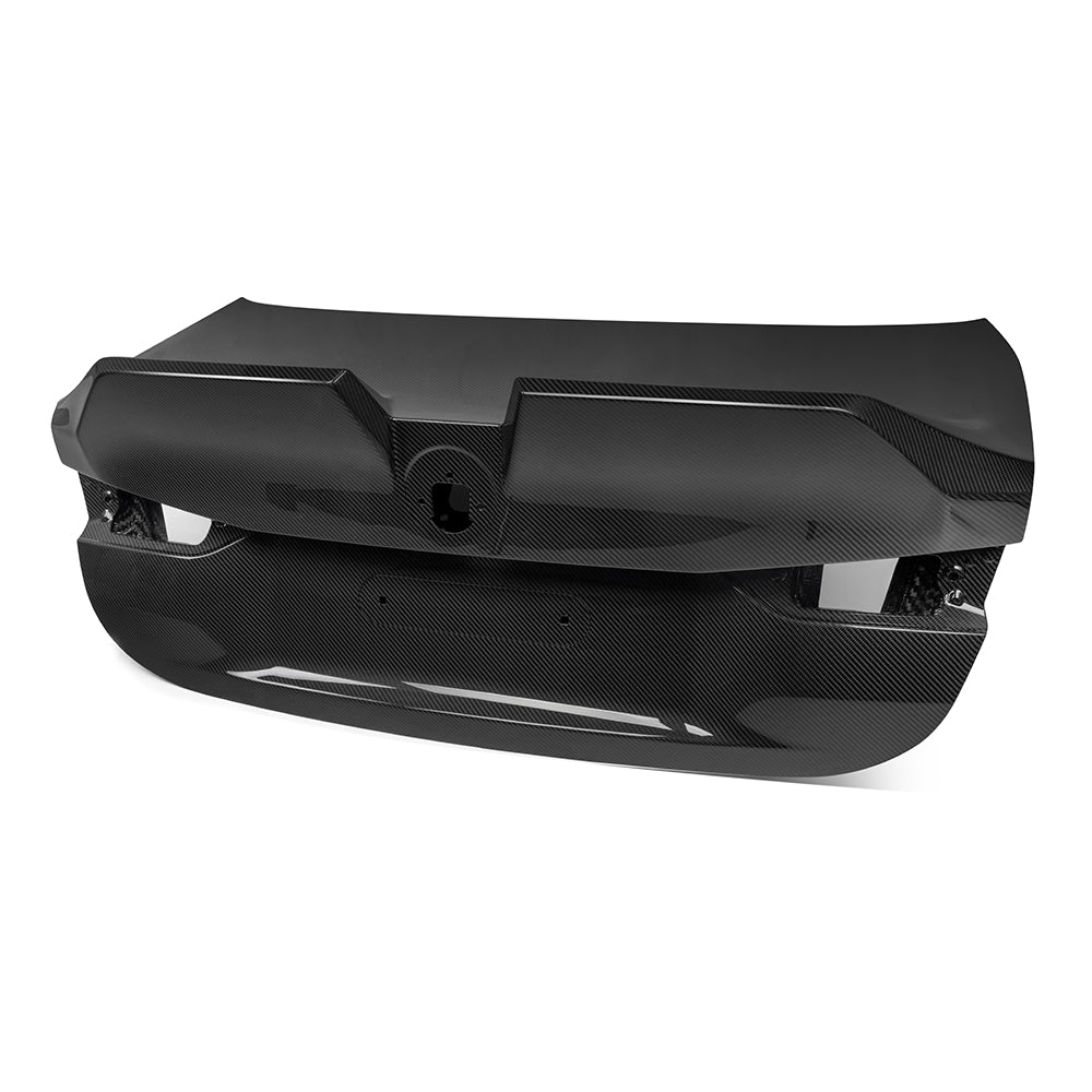 BMW M3 G80 carbon trunk lid gemonteerd