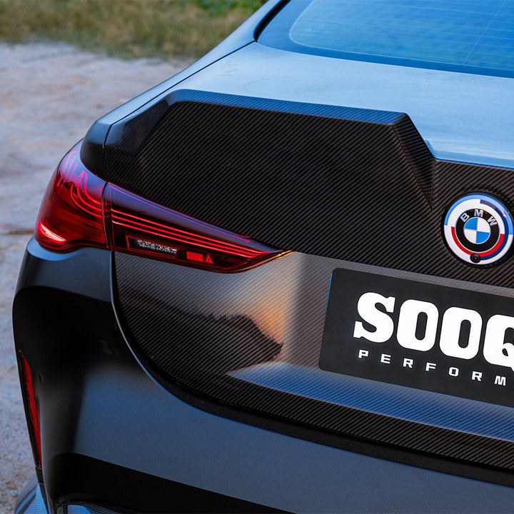 SooQoo M4 G82 kofferklep op auto