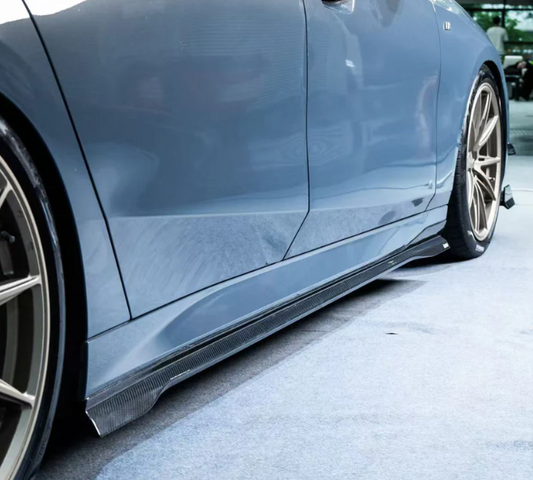 BMW 5 Series G68 Carbon Fiber Side Skirts