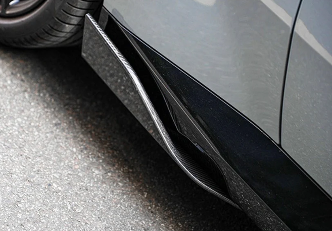 BMW 2 serie G42 Carbon Fiber M-Performance Side Skirts