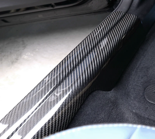 BMW G87/G42 2 serie/M2 Carbon Fiber Door Sill