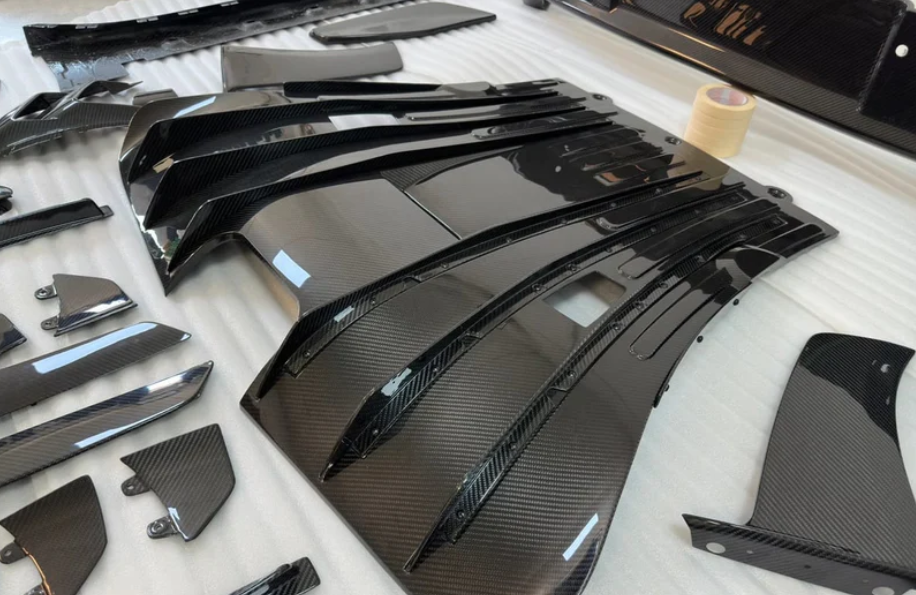 TOWMA. - 992 GT3 RS OEM Dry Carbon Fiber Body Kit